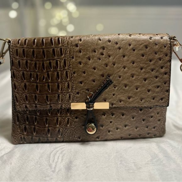 LE Miel Vegan Shoulder Bag  NWT - Picture 3 of 7